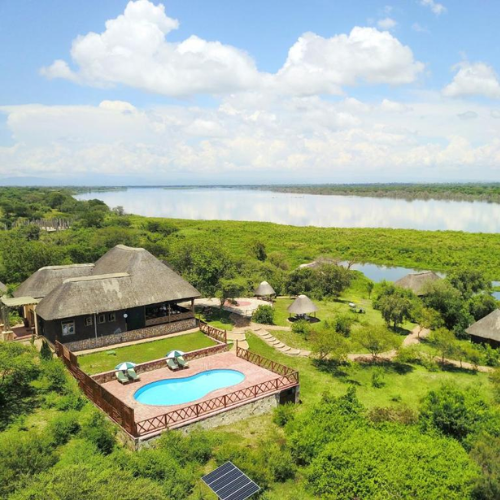 Hotel & lodge bookings